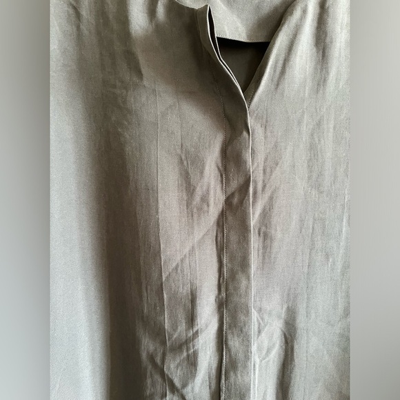 COS Modal Button Top - Picture 7 of 9